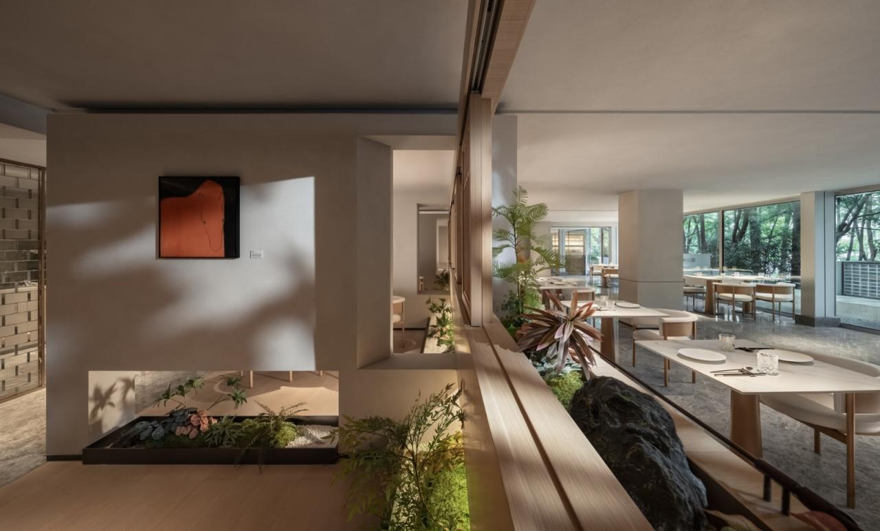 BIM建筑|南京鼓楼锦上 OCC 餐厅 / BUZZ 建筑事务所 BIM建筑|南京鼓楼锦上 OCC 餐厅 / BUZZ 建筑事务所