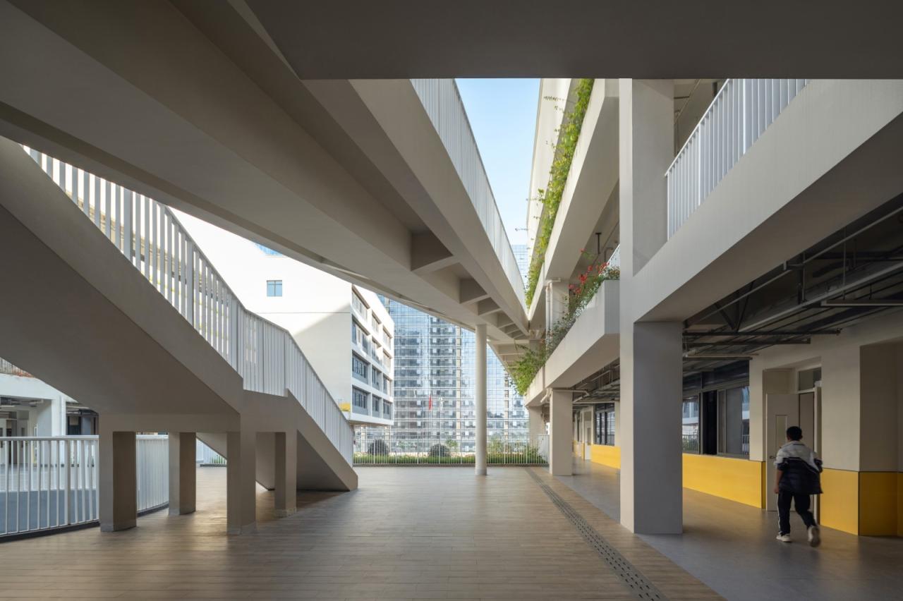 BIM建筑|深圳市龙华区清泉外国语学校初中部 / 一境建筑设计 BIM建筑|深圳市龙华区清泉外国语学校初中部 / 一境建筑设计