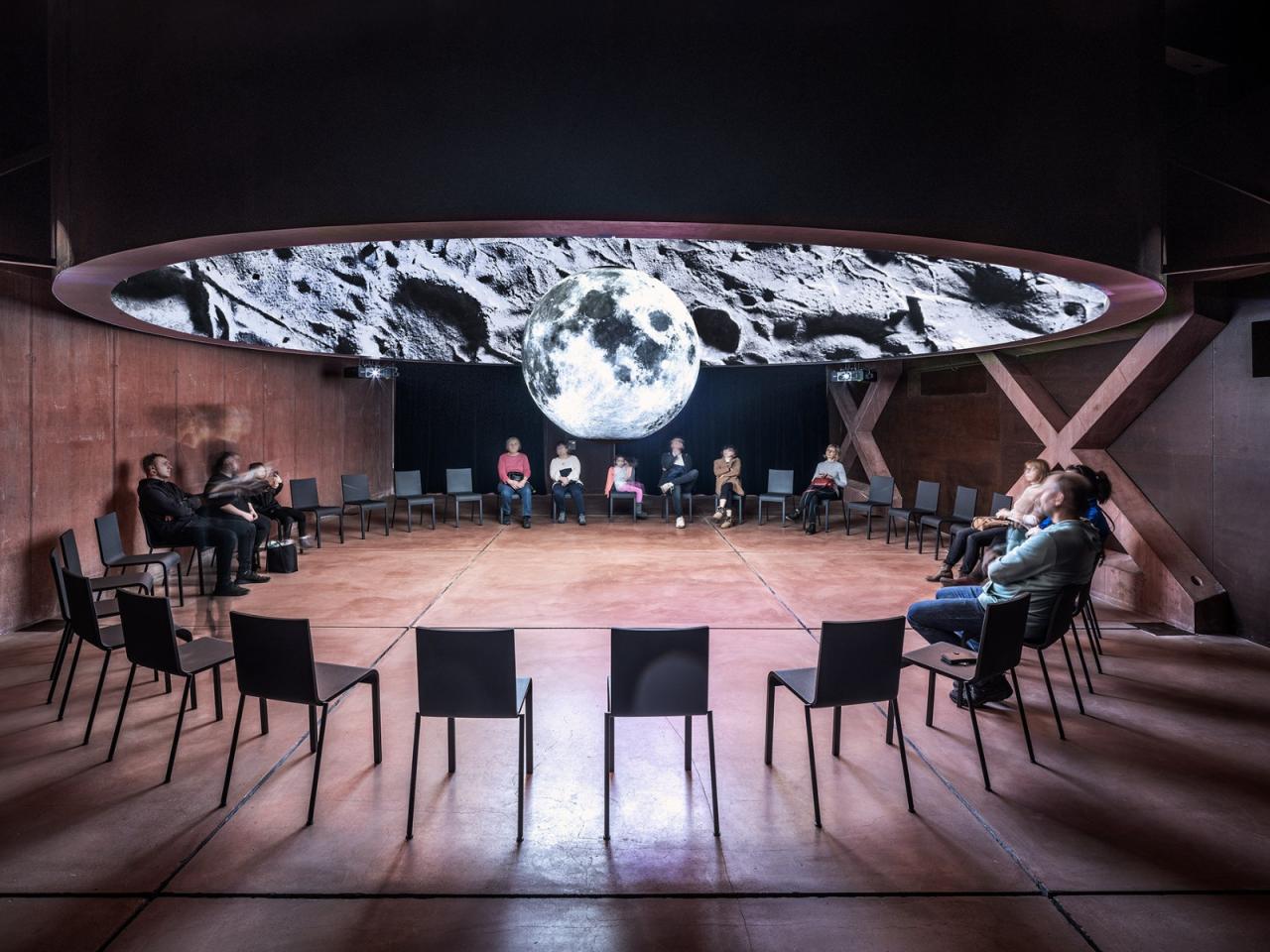 BIM建筑|帕尔杜比采 GAMPA、Sféra 建筑群与自动化工厂公共空间 / Šépka architekti BIM建筑|帕尔杜比采 GAMPA、Sféra 建筑群与自动化工厂公共空间 / Šépka architekti