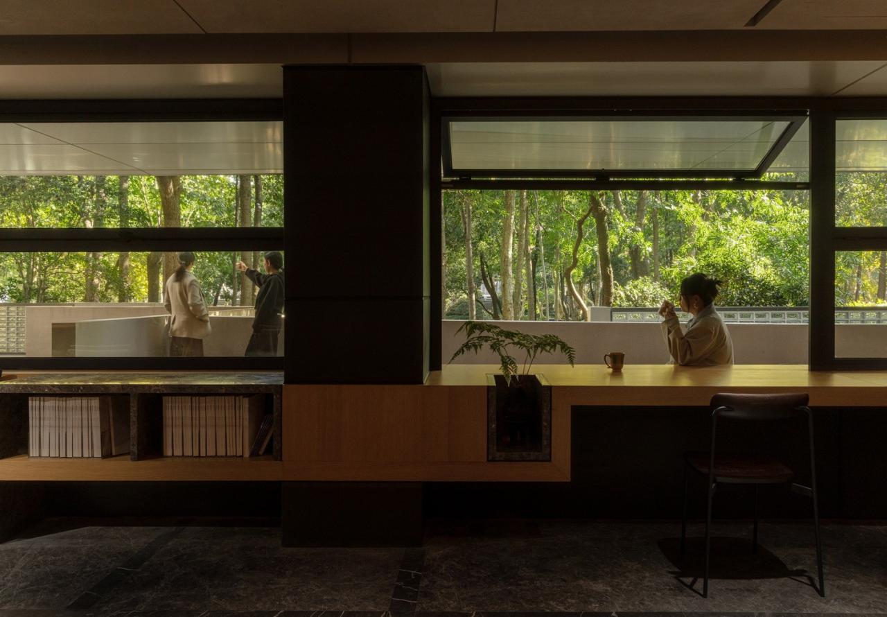 BIM建筑|南京鼓楼锦上 OCC 餐厅 / BUZZ 建筑事务所 BIM建筑|南京鼓楼锦上 OCC 餐厅 / BUZZ 建筑事务所