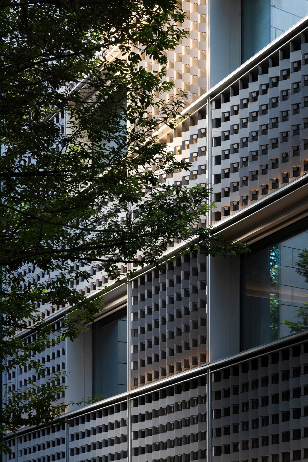 BIM建筑|南京鼓楼锦上 OCC 餐厅 / BUZZ 建筑事务所 BIM建筑|南京鼓楼锦上 OCC 餐厅 / BUZZ 建筑事务所