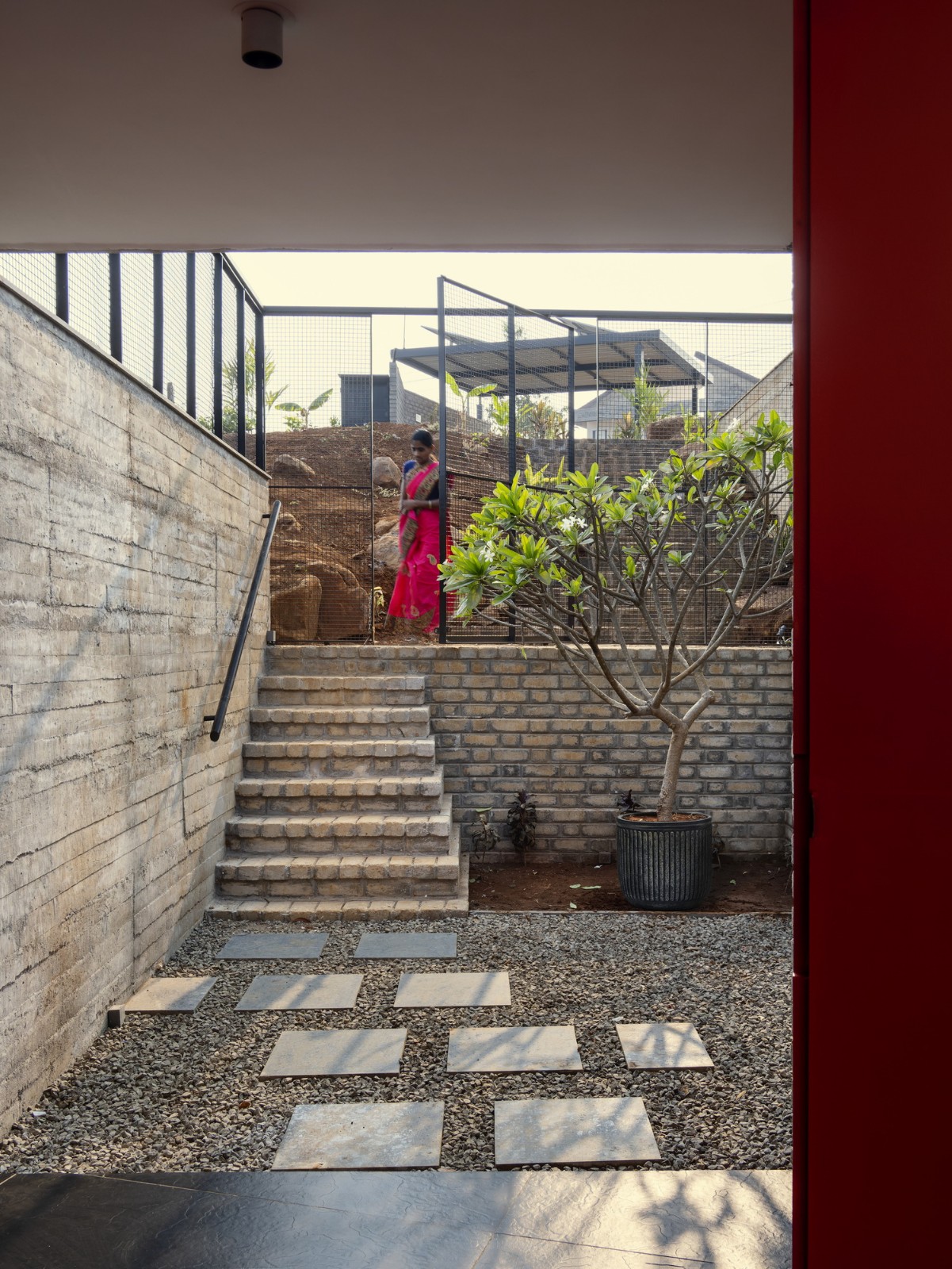 BIM建筑|斜屋 / Red Brick Studio BIM建筑|斜屋 / Red Brick Studio