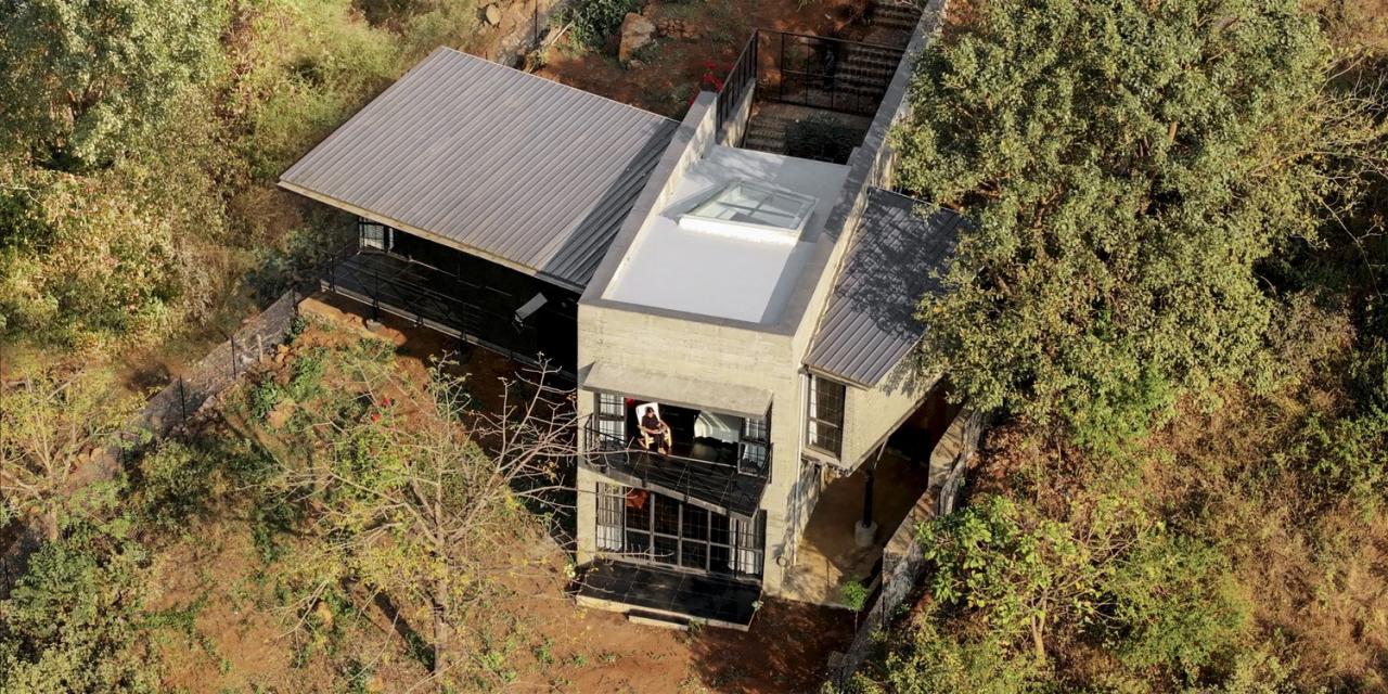 BIM建筑|斜屋 / Red Brick Studio BIM建筑|斜屋 / Red Brick Studio